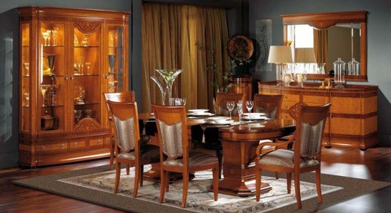Muebles clásicos de madera maciza en tu tienda de muebles en Móstoles